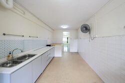 Clementi Avenue 5 (D5), Shop House #432348251